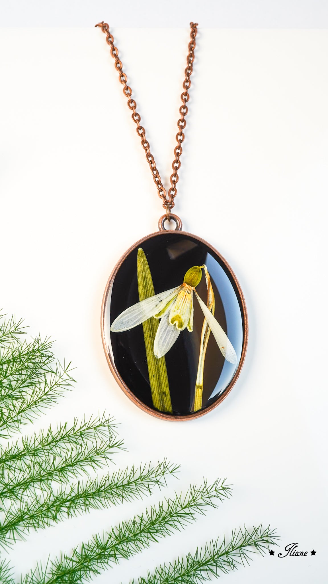 Schneeglöckchen - Kette oval antik kupfer 0839