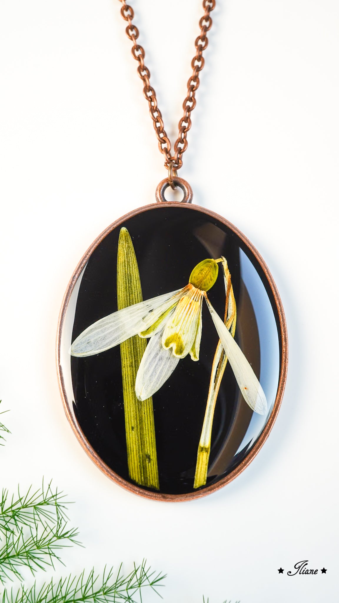 Schneeglöckchen - Kette oval antik kupfer 0839