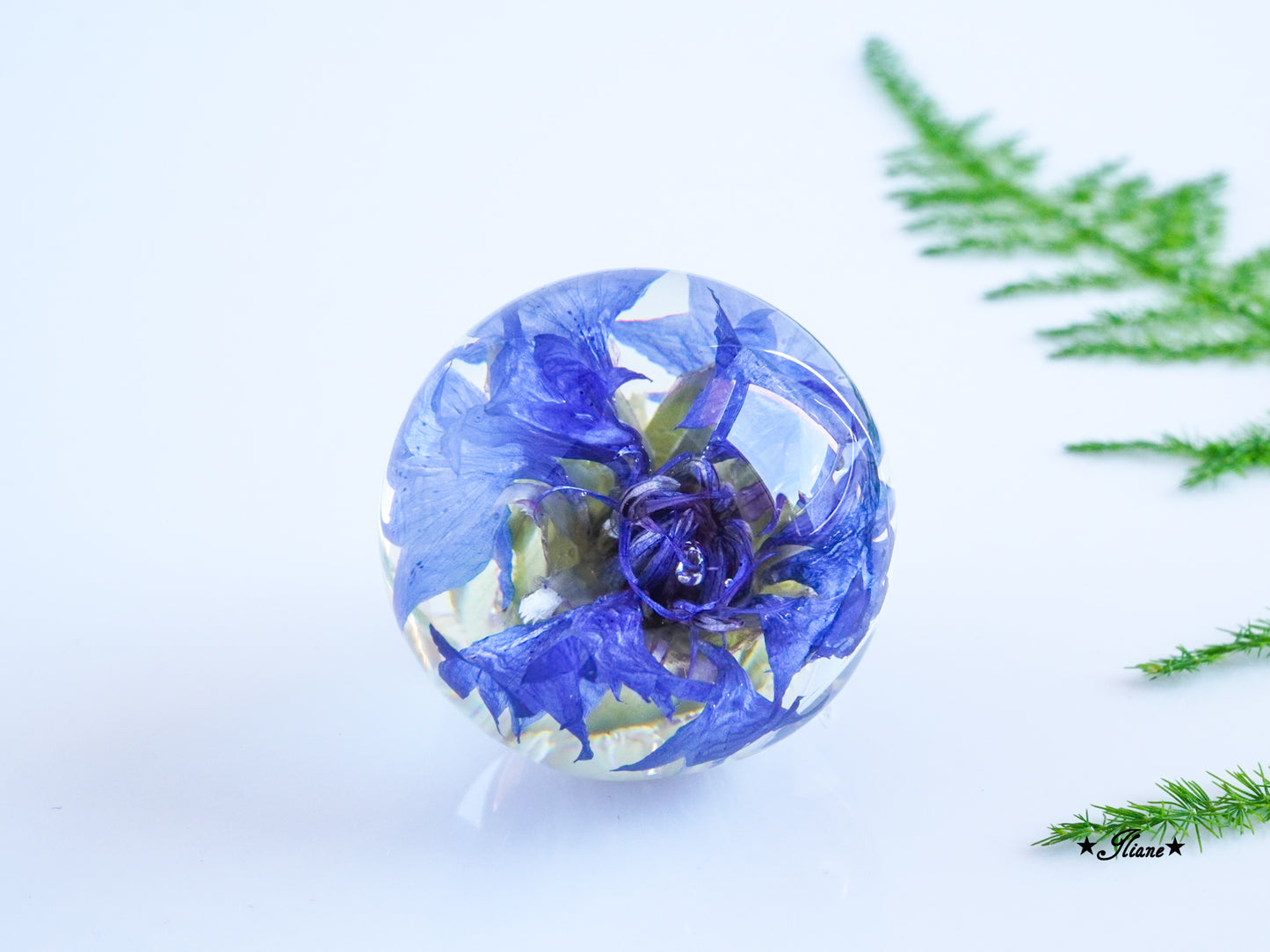 Kettenanhänger Kugel mit Kornblume 0786