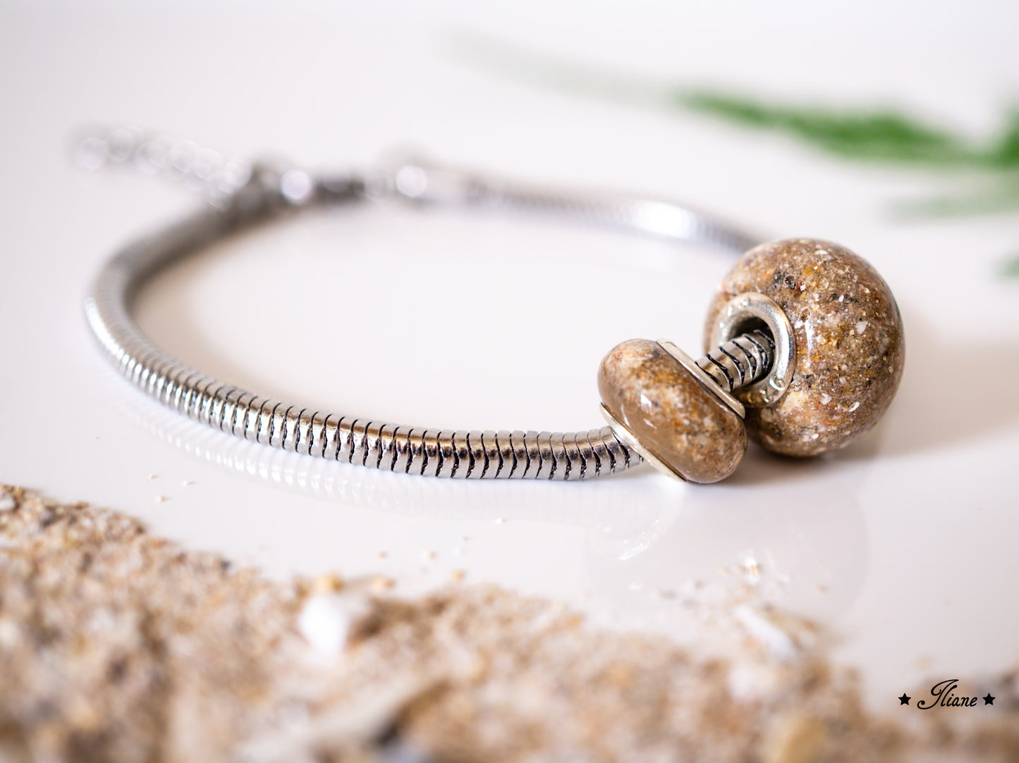 Herzensstück - Dein persönliches Erinnerungsschmuckstück mit Asche, Haaren oder Fell - Großlochperle - Edelstahl silber
