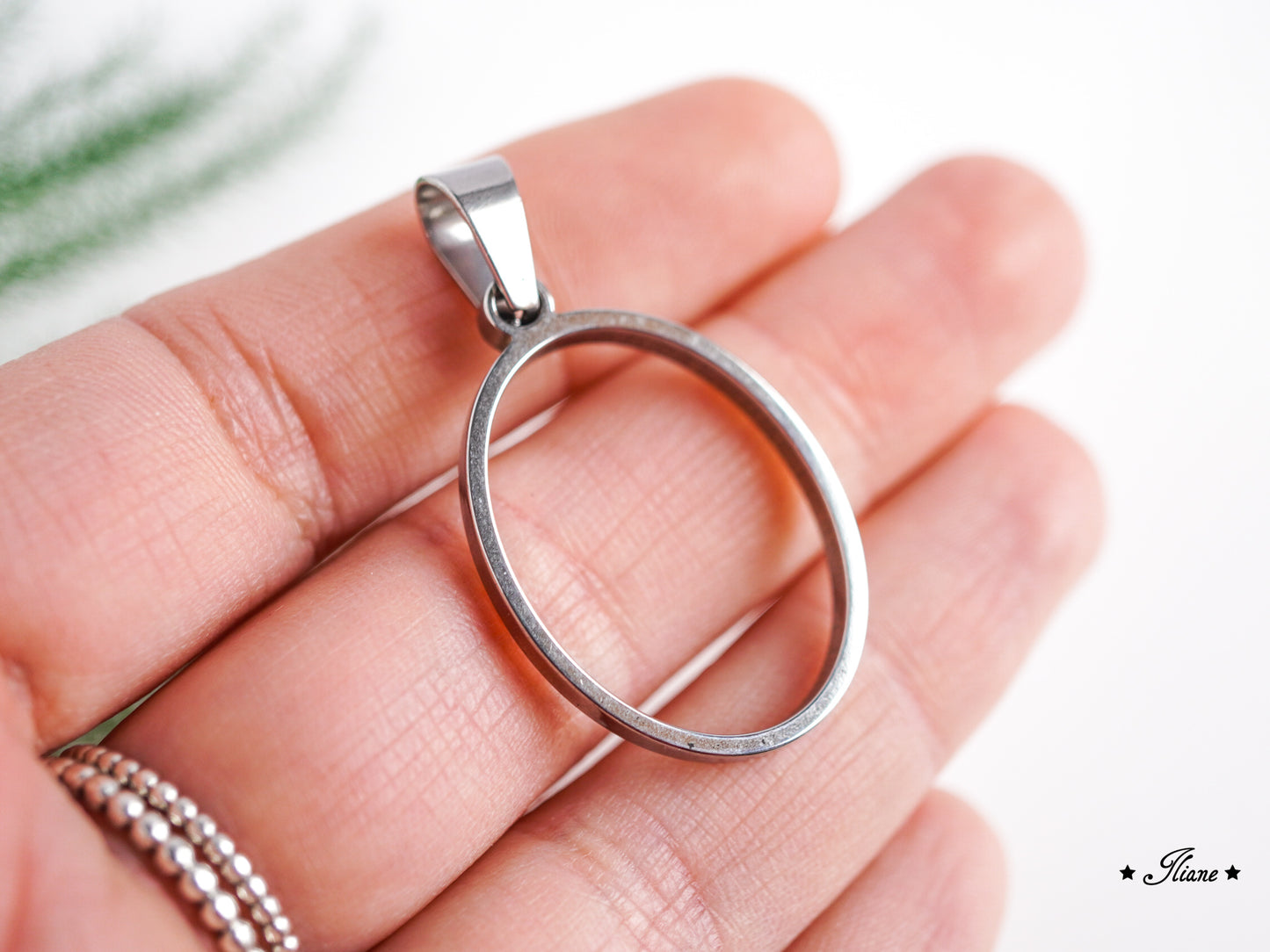 Dein persönliches Erinnerungsschmuckstück mit eigenen Blüten - Kette oval Edelstahl silber oder gold