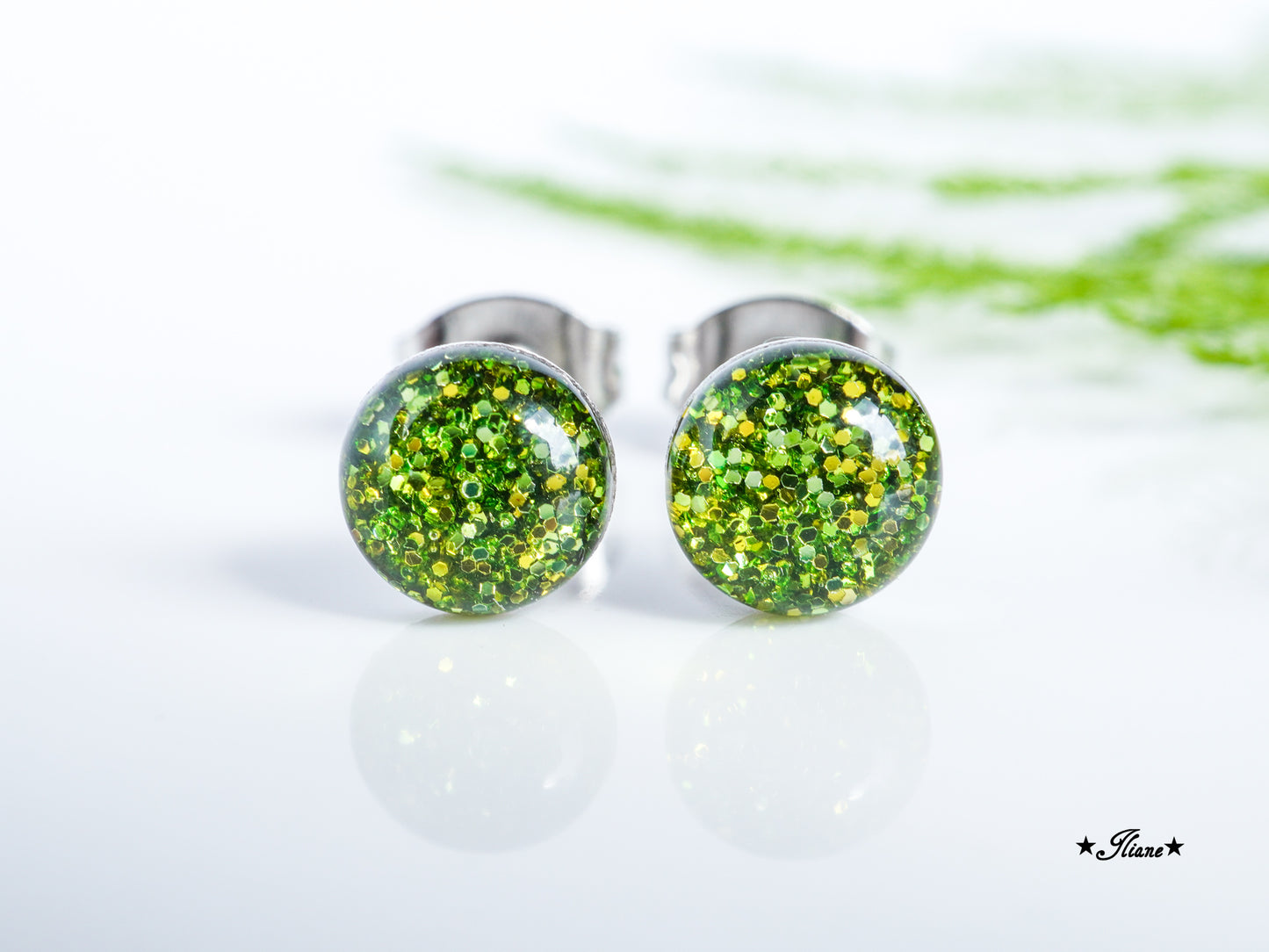 30 Farben - Ohrstecker aus Edelstahl mit Glitzer