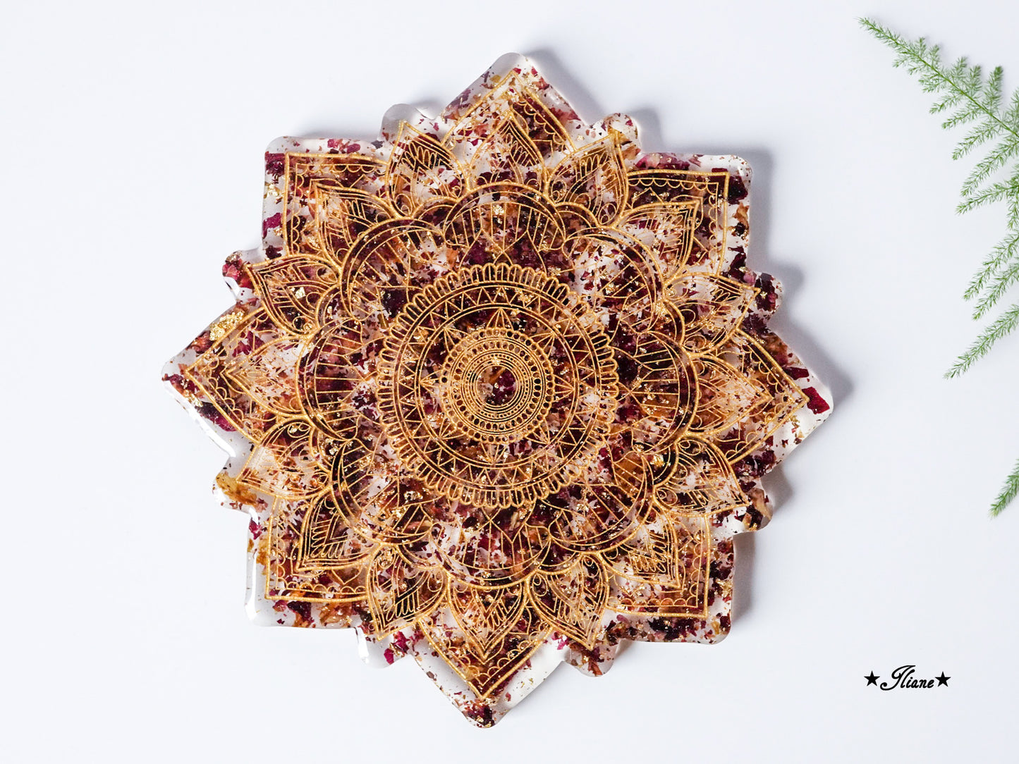 Untersetzer Mandala mit Rosenblüten und Blattgold