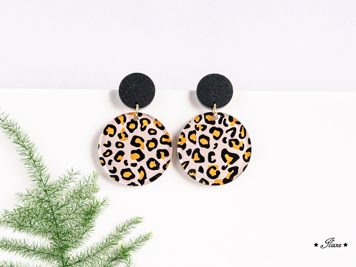 Leo Collection - rund - Acryl-Ohrstecker