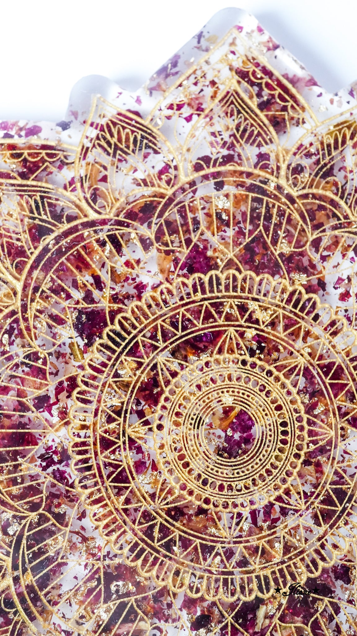 Untersetzer Mandala mit Rosenblüten und Blattgold